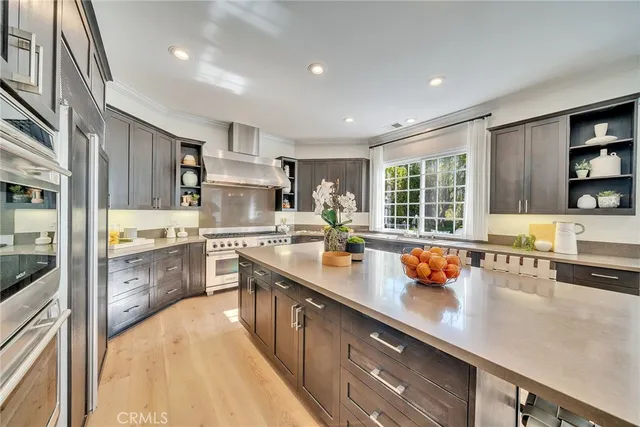 $4,680,000 | 5451 Newcastle Lane, Calabasas, CA 91302