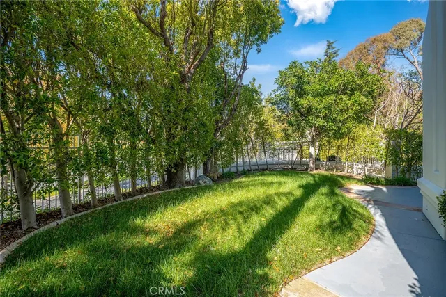 $4,680,000 | 5451 Newcastle Lane, Calabasas, CA 91302