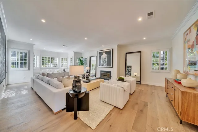 $4,680,000 | 5451 Newcastle Lane, Calabasas, CA 91302