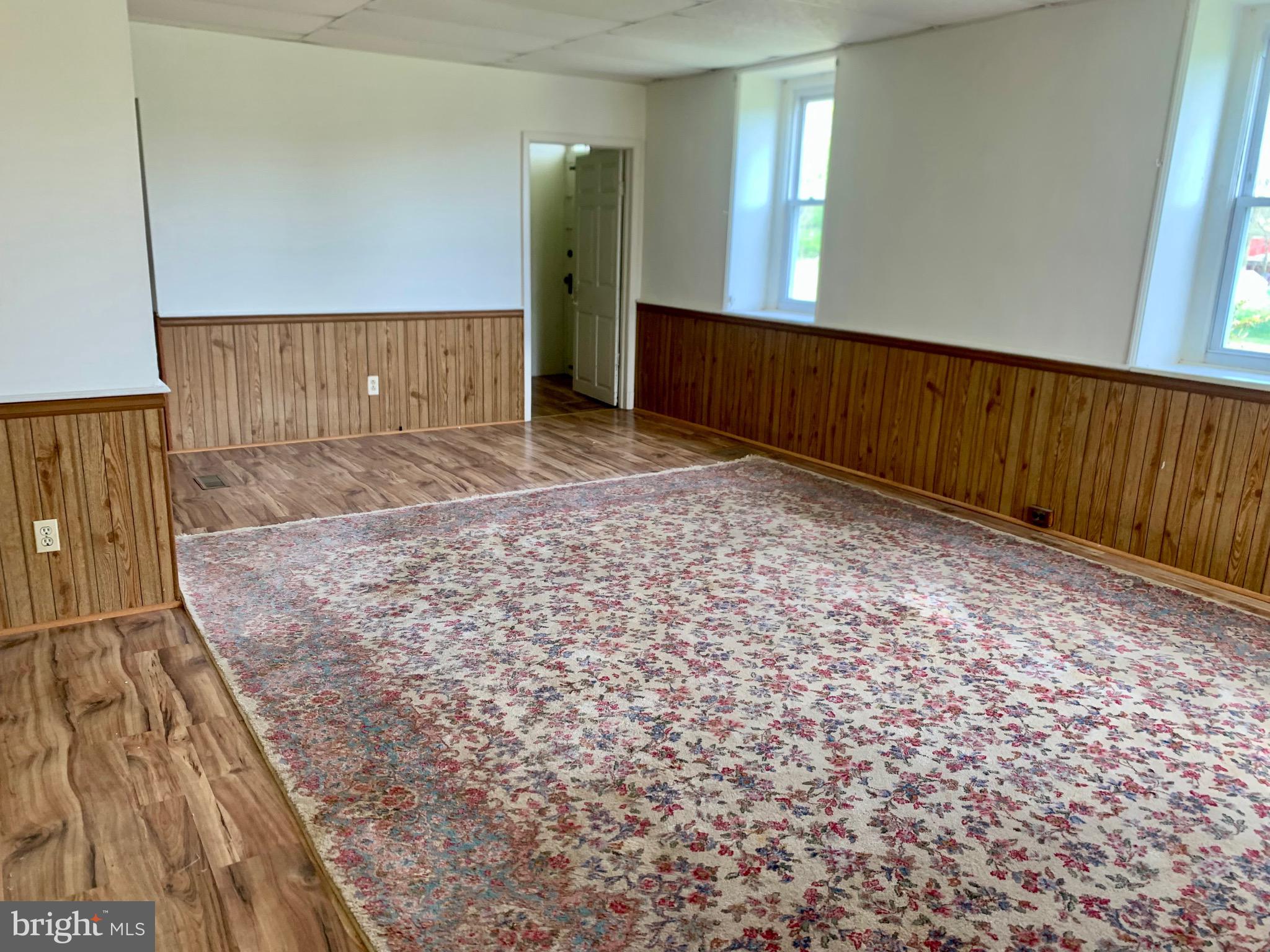 7234 Tommytown Road Sharpsburg, MD 21782 - Photo 12 of 40 a view of an empty room and window