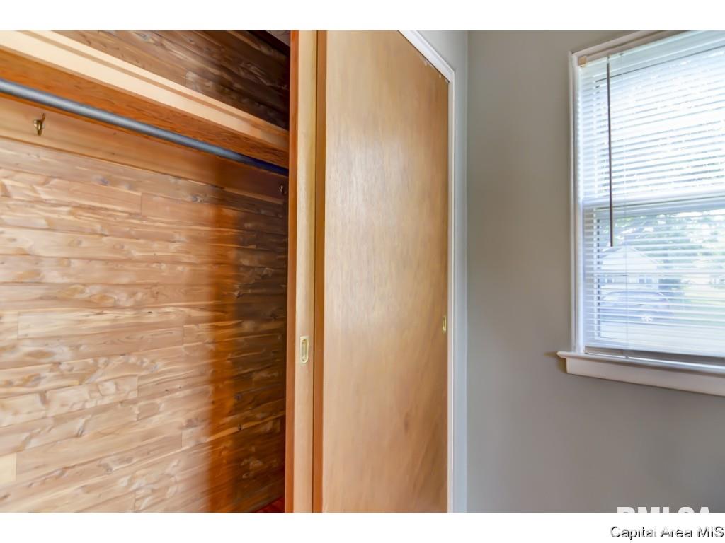 1112 North 8th Street Springfield, IL 62702 - Photo 11 of 36