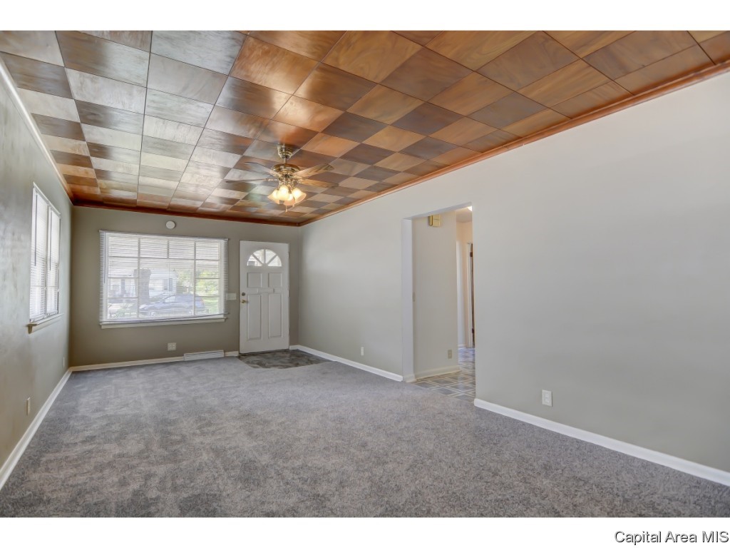1112 North 8th Street Springfield, IL 62702 - Photo 6 of 36