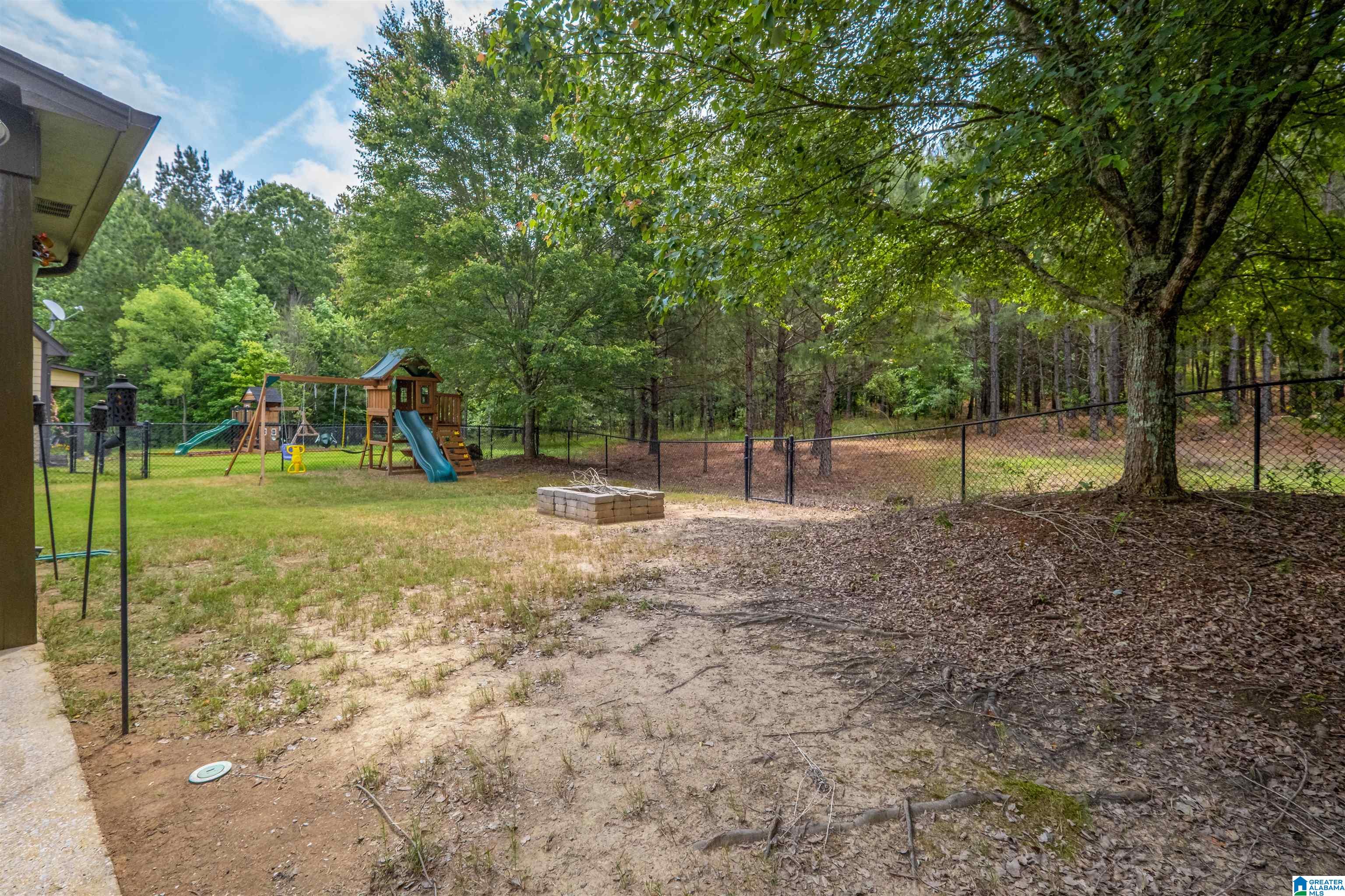 225 Perthshire Way Pelham, AL 35124 - Photo 28 of 31