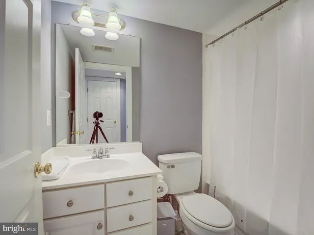 $4,000 | 8410 Chaucer House Court, Lorton, VA 22079