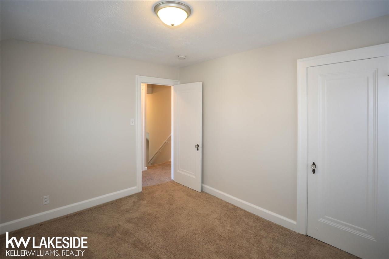 478 Cloverly Road Grosse Pointe Farms, MI 48236 - Photo 28 of 33