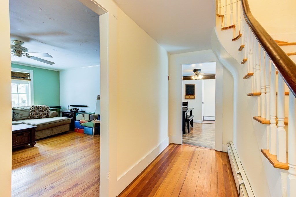 408 Northeast Main Street Douglas, MA 01516 - Photo 4 of 39