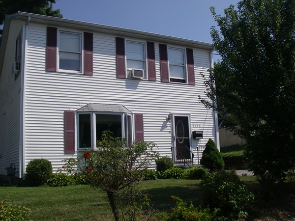 1638 Stafford Road Fall River, MA 02721 - Photo 1 of 16 Gallery Image 1