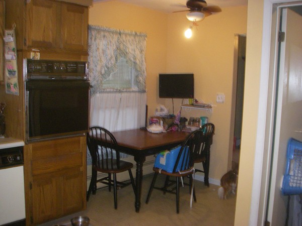 1638 Stafford Road Fall River, MA 02721 - Photo 11 of 16 Gallery Image 11