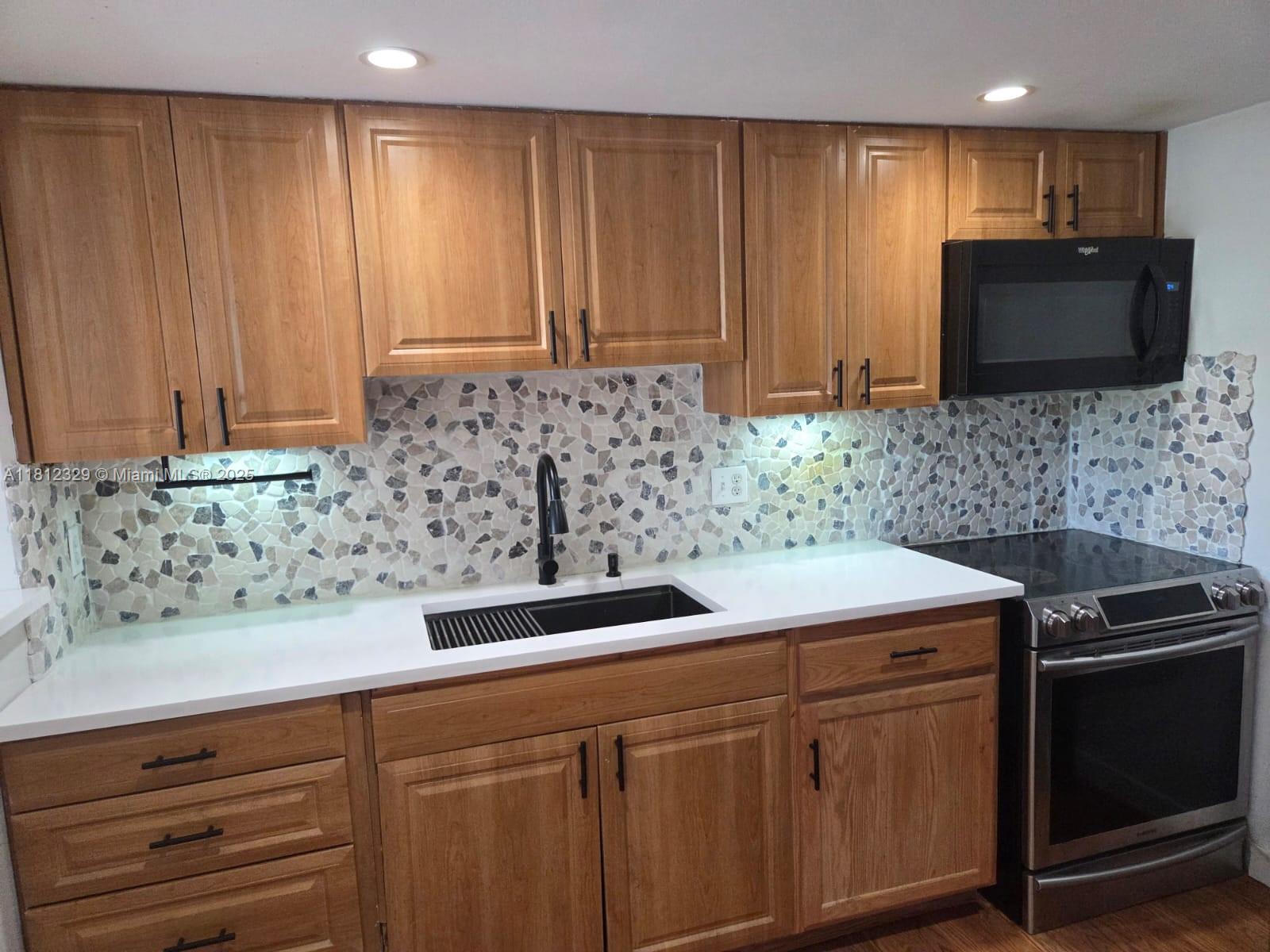 3750 Inverrary Drive, Unit 2B Lauderhill, FL 33319 - Photo 6 of 28