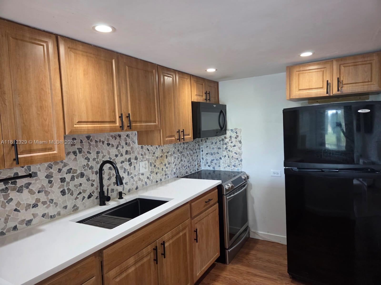 3750 Inverrary Drive, Unit 2B Lauderhill, FL 33319 - Photo 7 of 28