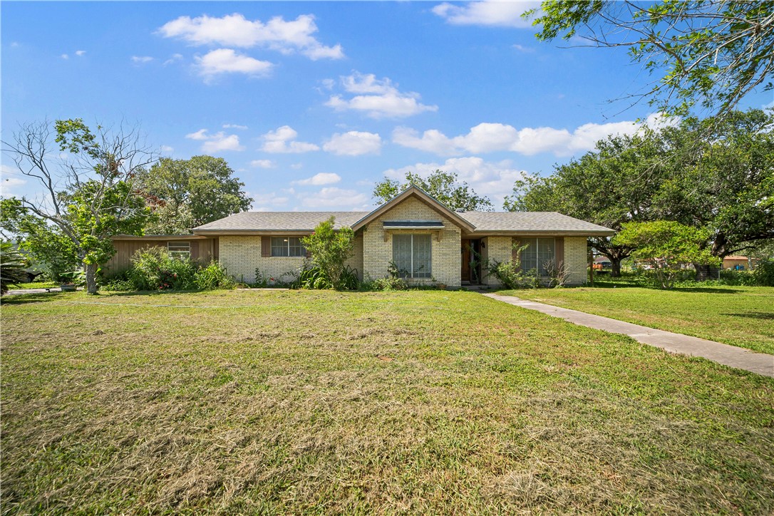 14534 Cr 756 Road Sinton, TX 78387 - Photo 1 of 23 Welcome to the country