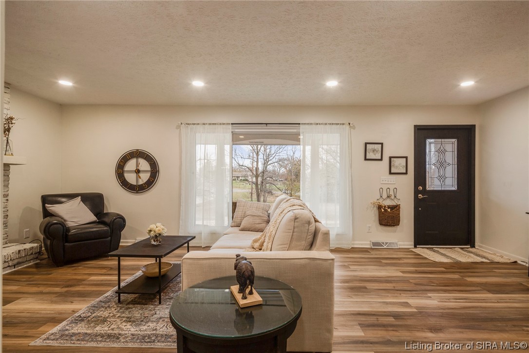 3601 Green Valley Road New Albany, IN 47150 - Photo 14 of 82 Gallery Image 14