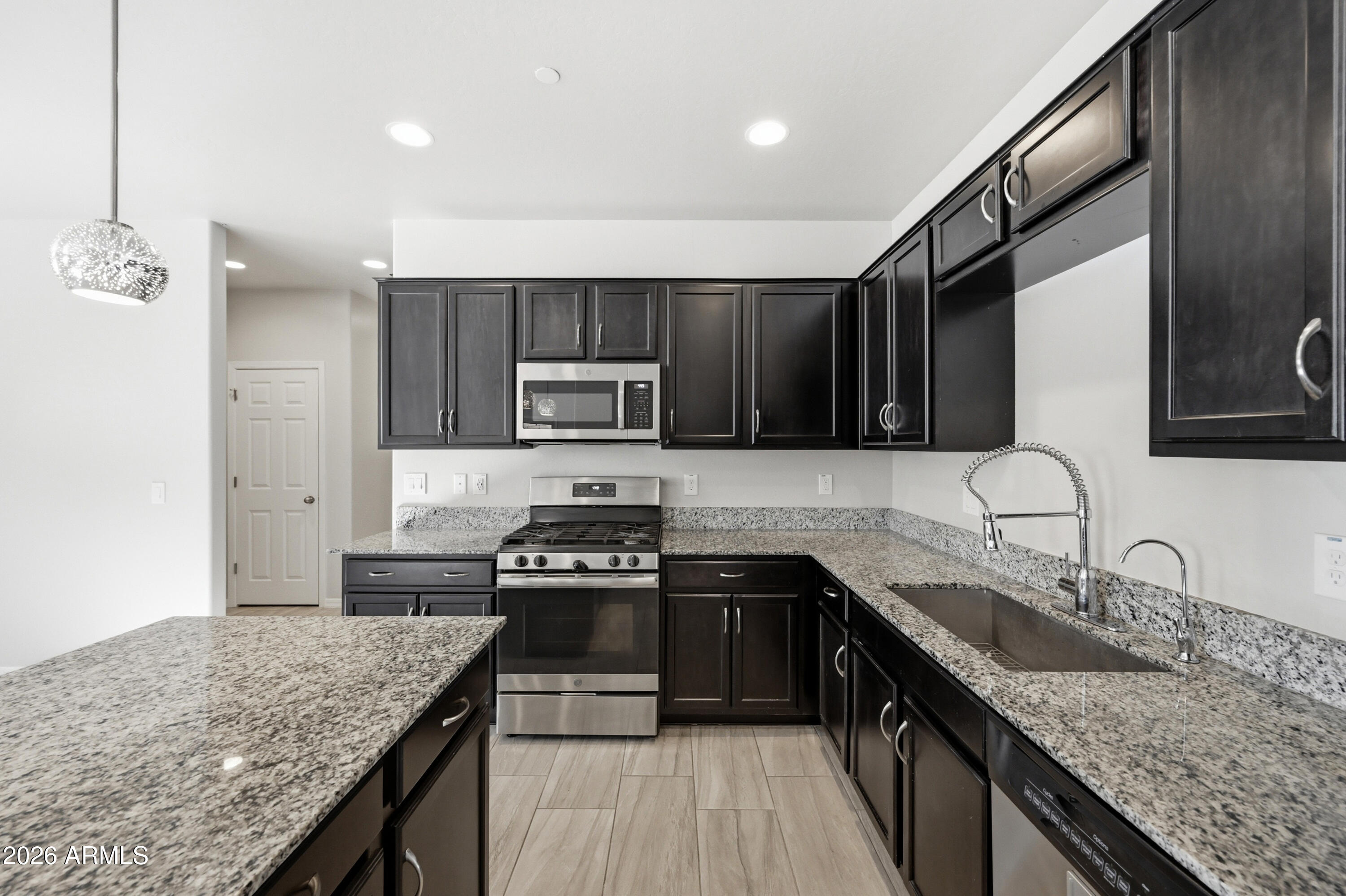 21359 West Alvarado Road Buckeye, AZ 85396 - Photo 6 of 40 52_dsc_6909