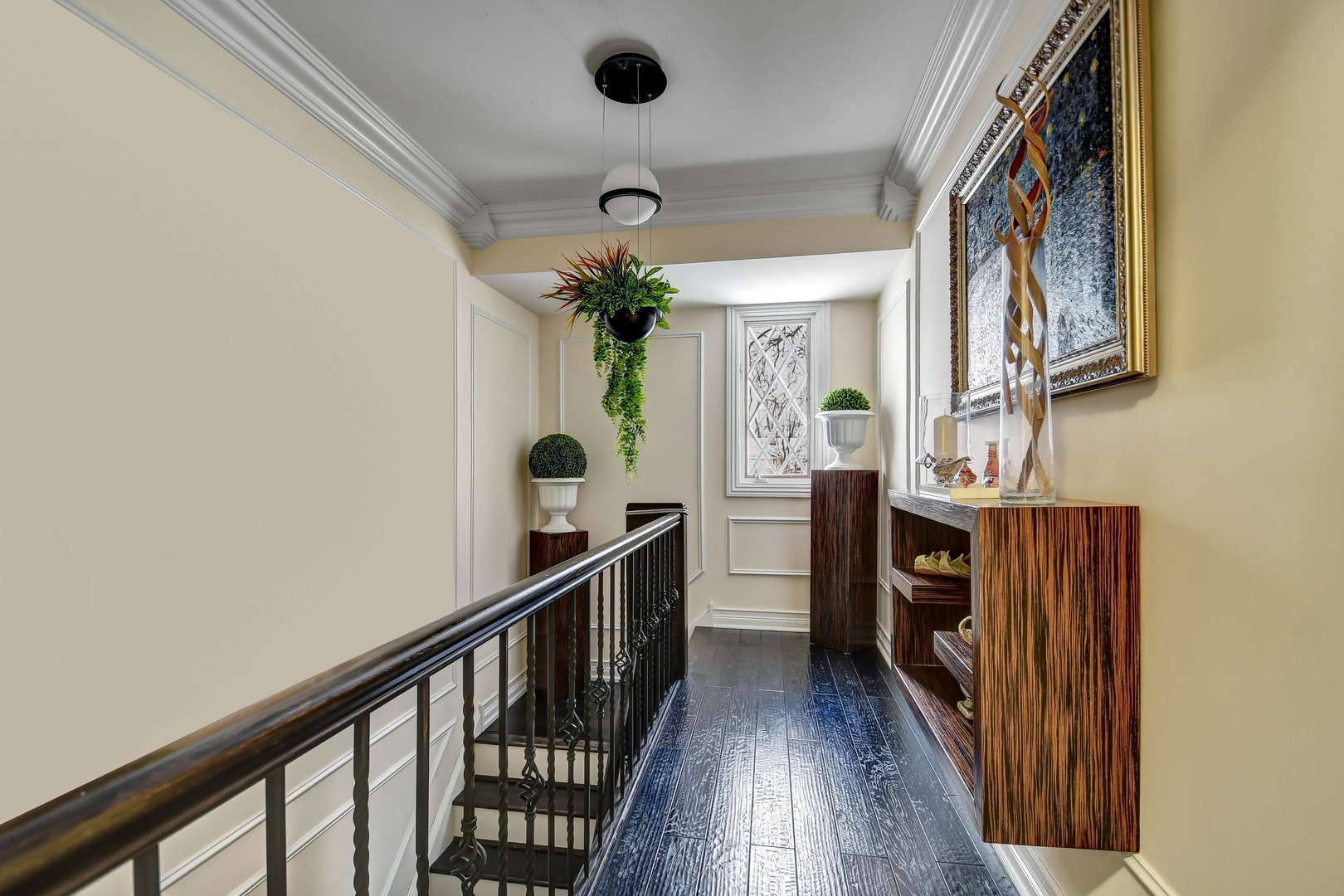 491 Old Surrey Road, Unit B Hinsdale, IL 60521 - Photo 2 of 18 a view of hallway with wooden floor