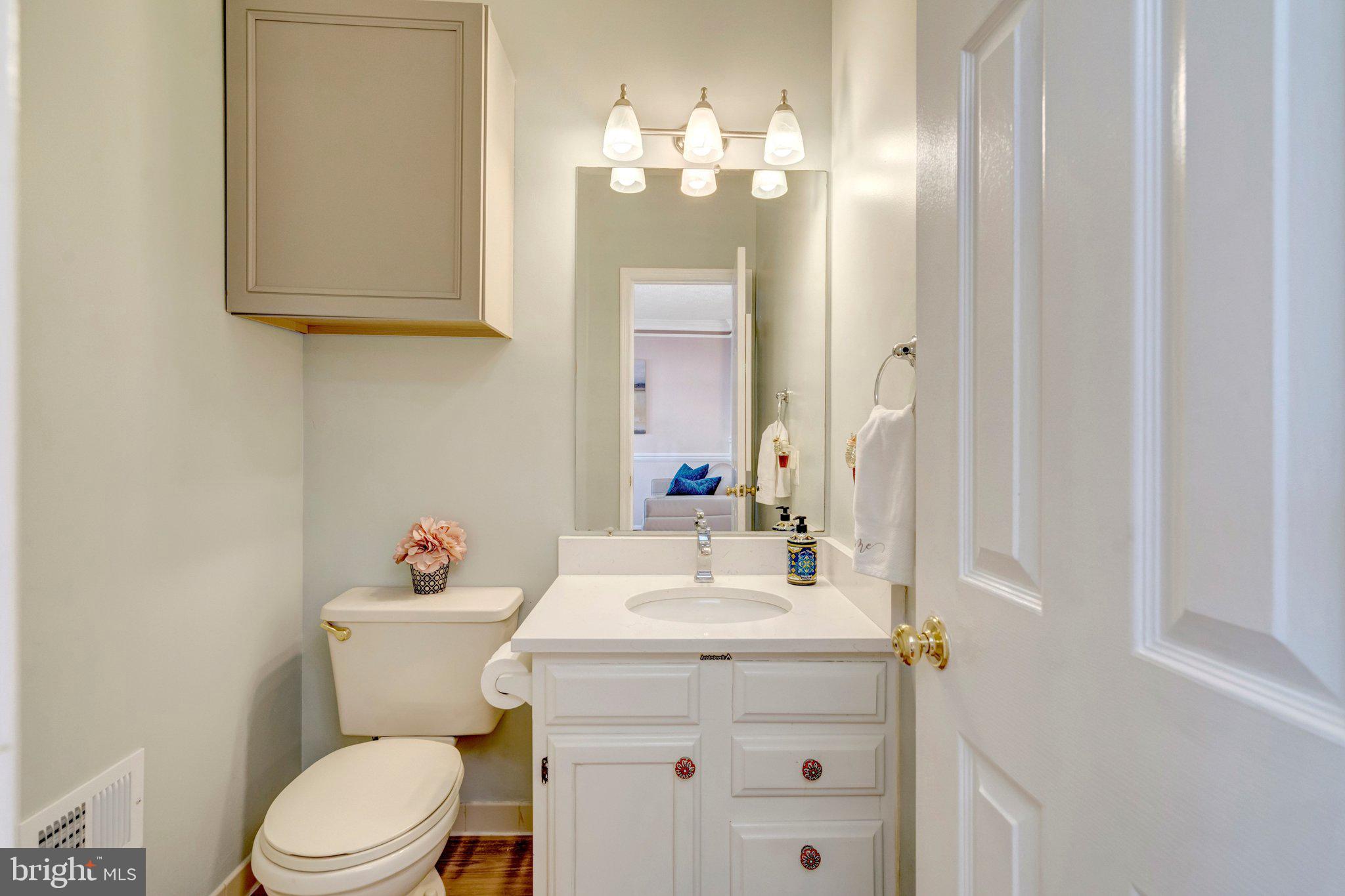 14097 Winding Ridge Lane Centreville, VA 20121 - Photo 8 of 46