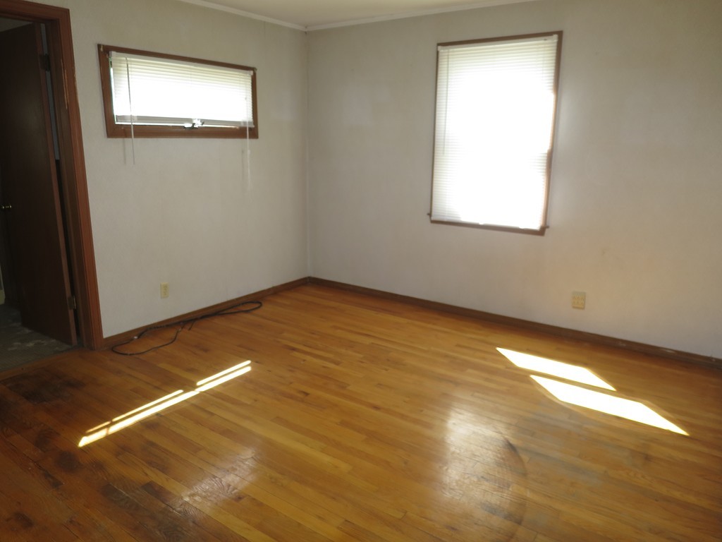 12 Ogden Street Springfield, MA 01151 - Photo 8 of 20 Gallery Image 8
