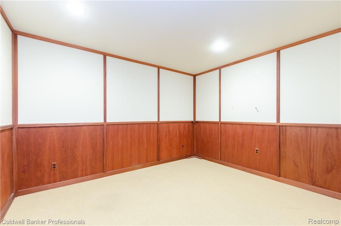 3388 Rivers Edge Drive, Unit 2 Wayne, MI 48184 - Photo 26 of 42 Study in lower level