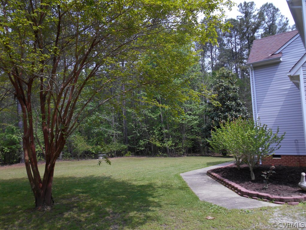 1333 Butler Branch Road Petersburg, VA 23805 - Photo 4 of 23 Gallery Image 4