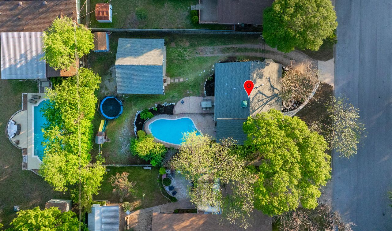 6903 Ardath Street Austin, TX 78757 - Photo 4 of 40 Bird's eye view of a pool