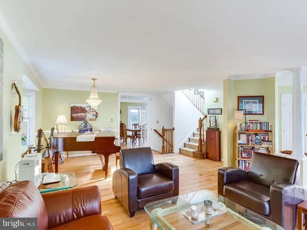 $4,300 | 6601 Forsythia Street, Springfield, VA 22150