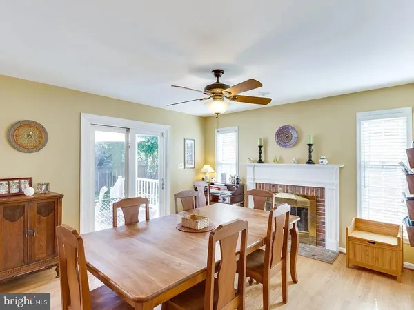 $4,300 | 6601 Forsythia Street, Springfield, VA 22150