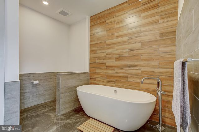 $593,500 | 544 East Hewson Street, Philadelphia, PA 19125