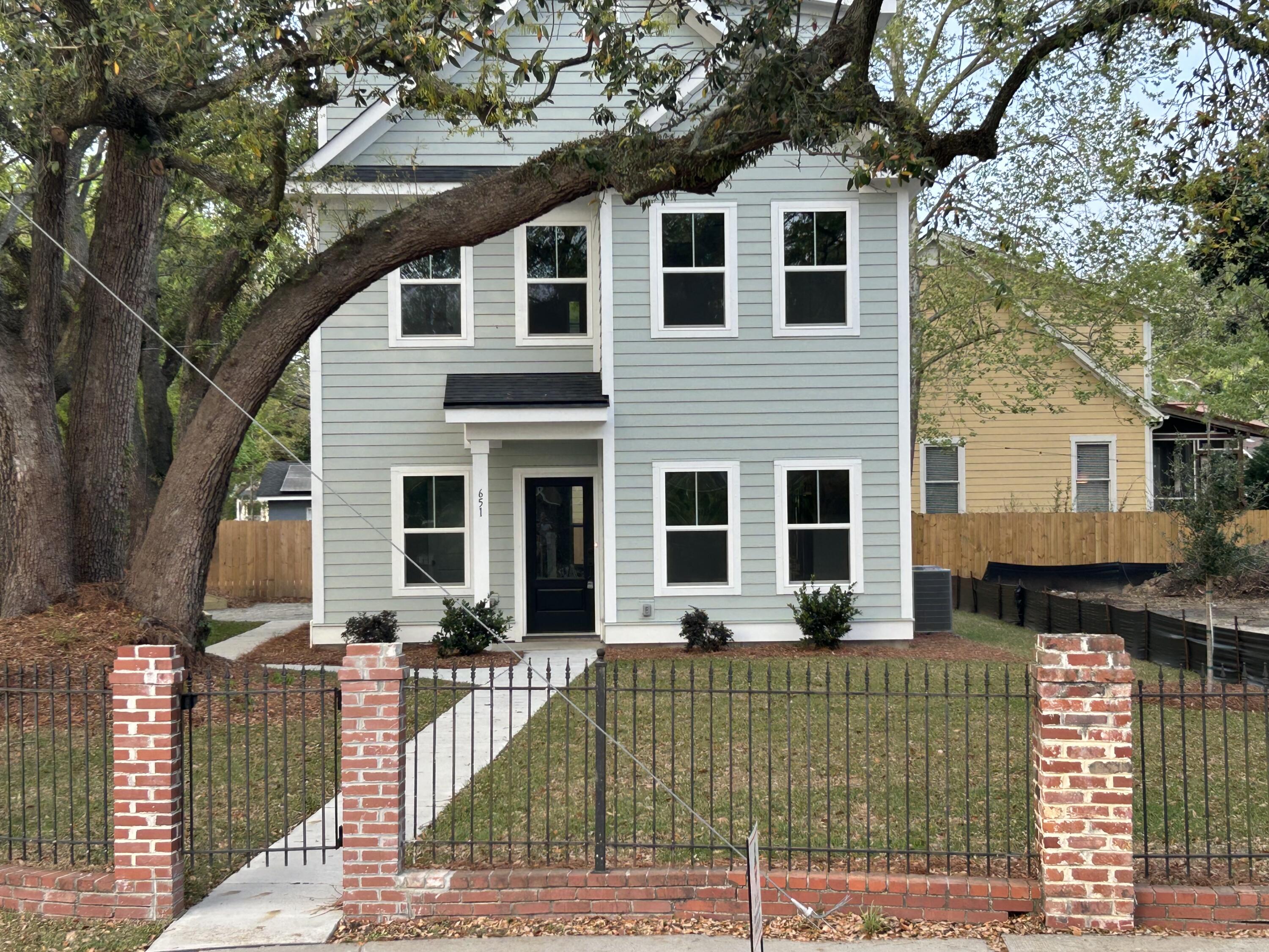 651 Magnolia Road Charleston, SC 29407 - Photo 1 of 34 IMG_7338