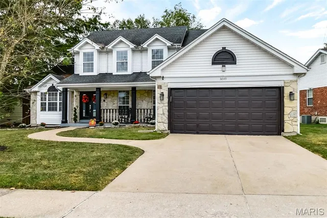 $359,900 | 3849 Secretariat Drive, Florissant, MO 63034