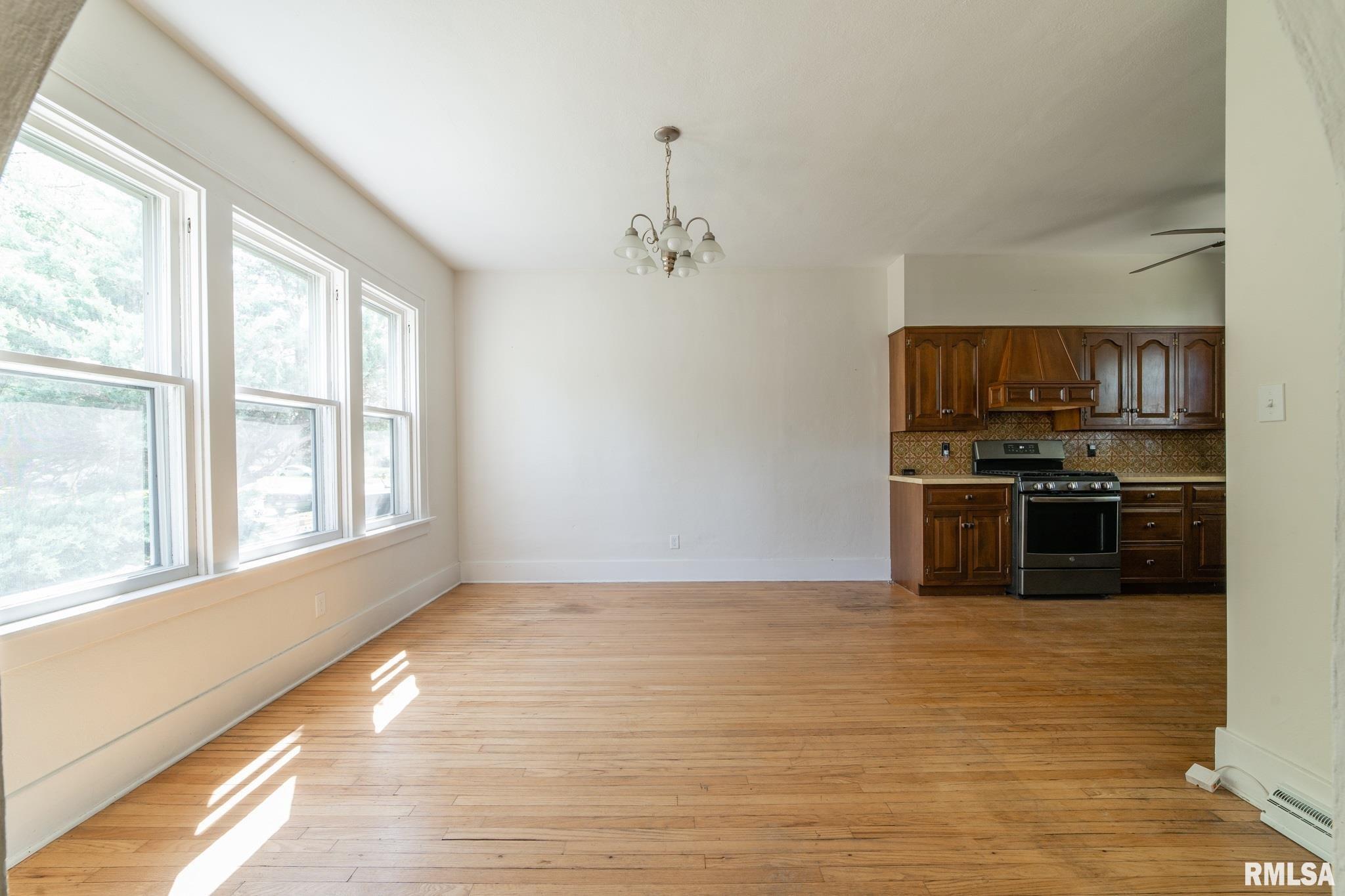 1041 West Edwards Street Springfield, IL 62704 - Photo 5 of 22
