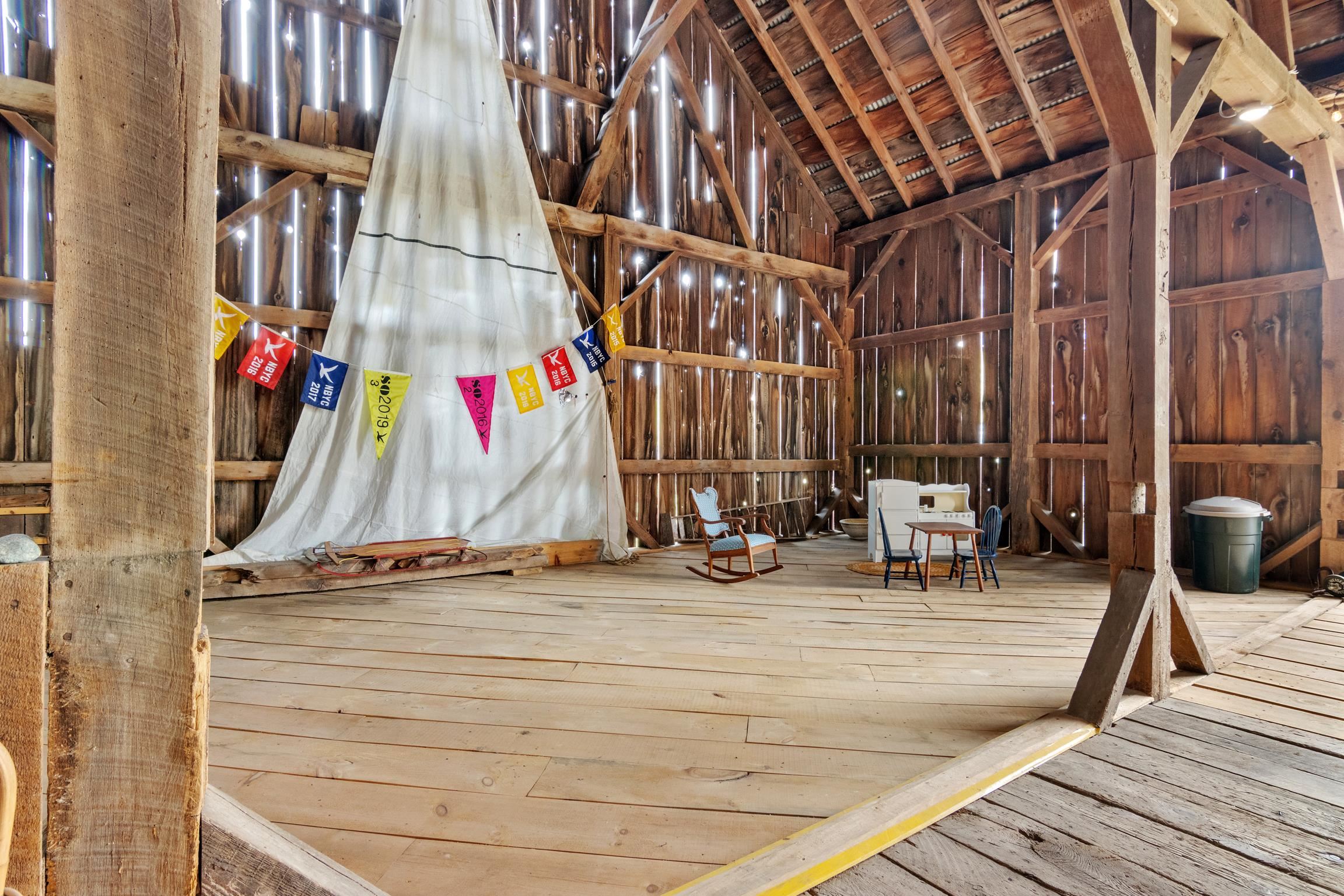 2500 North Mork Road Suttons Bay, MI 49682 - Photo 44 of 73