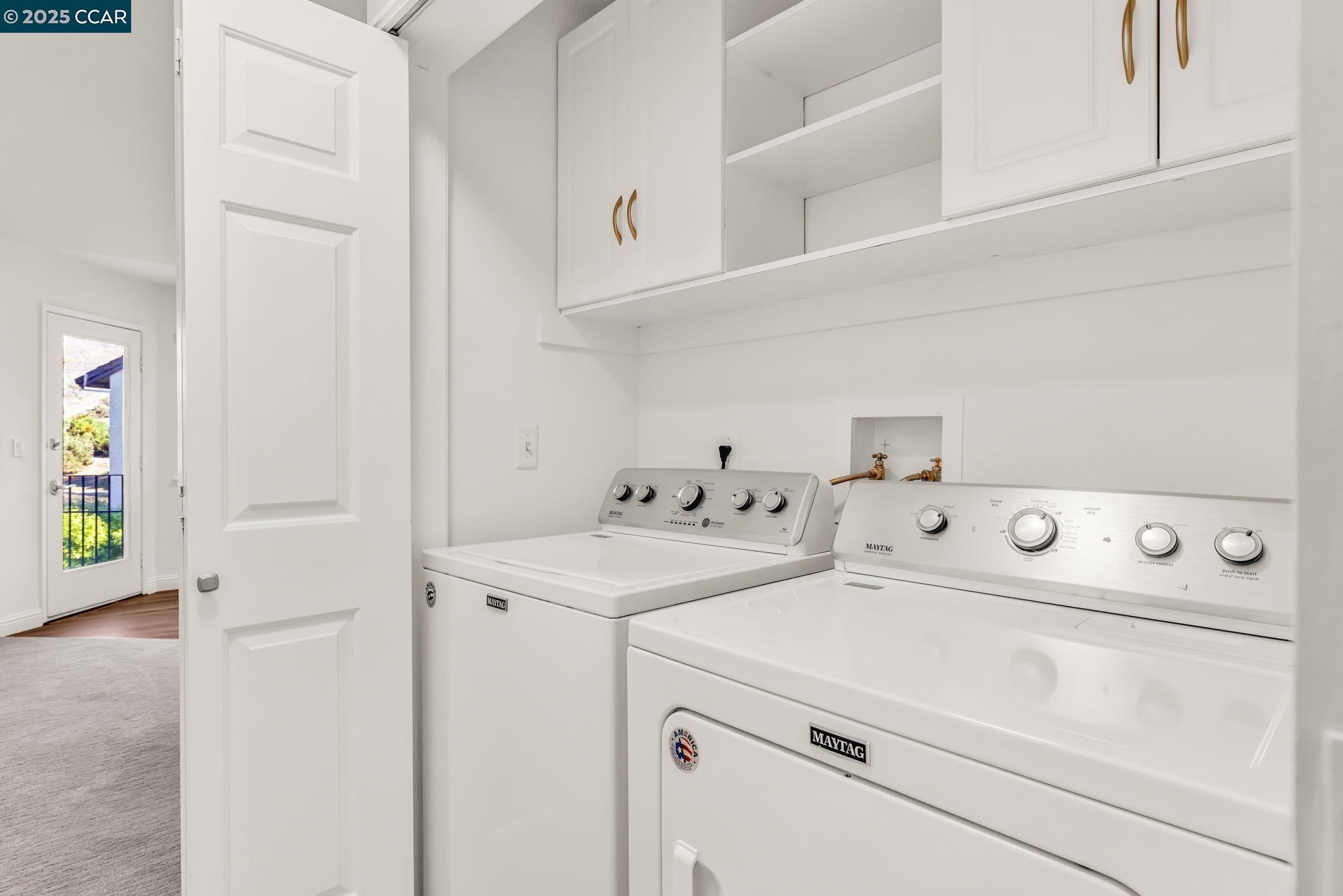 440 Canyon Woods Place, Unit C San Ramon, CA 94582 - Photo 11 of 17 a utility room with dryer and washer