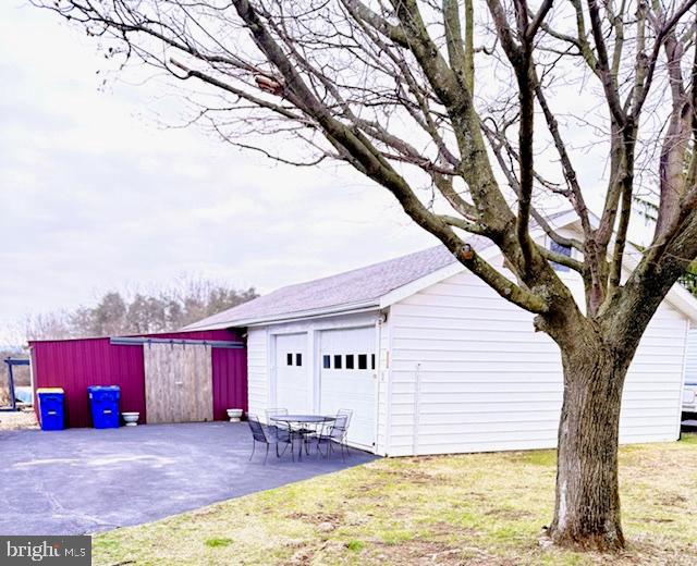 464 Wolfs Bridge Road Carlisle, PA 17013 - Photo 11 of 46 Gallery Image 11