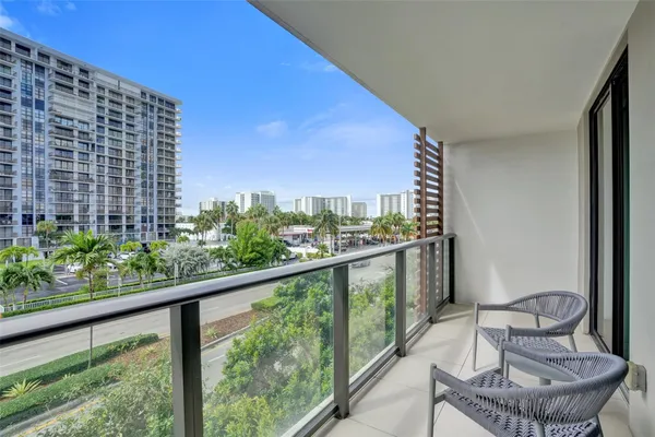 $1,495,000 | 3030 North Ocean Boulevard, Unit S104, Fort Lauderdale, FL 33308