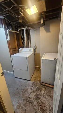 $275,000 | 824 South 109th Street, West Allis, WI 53214