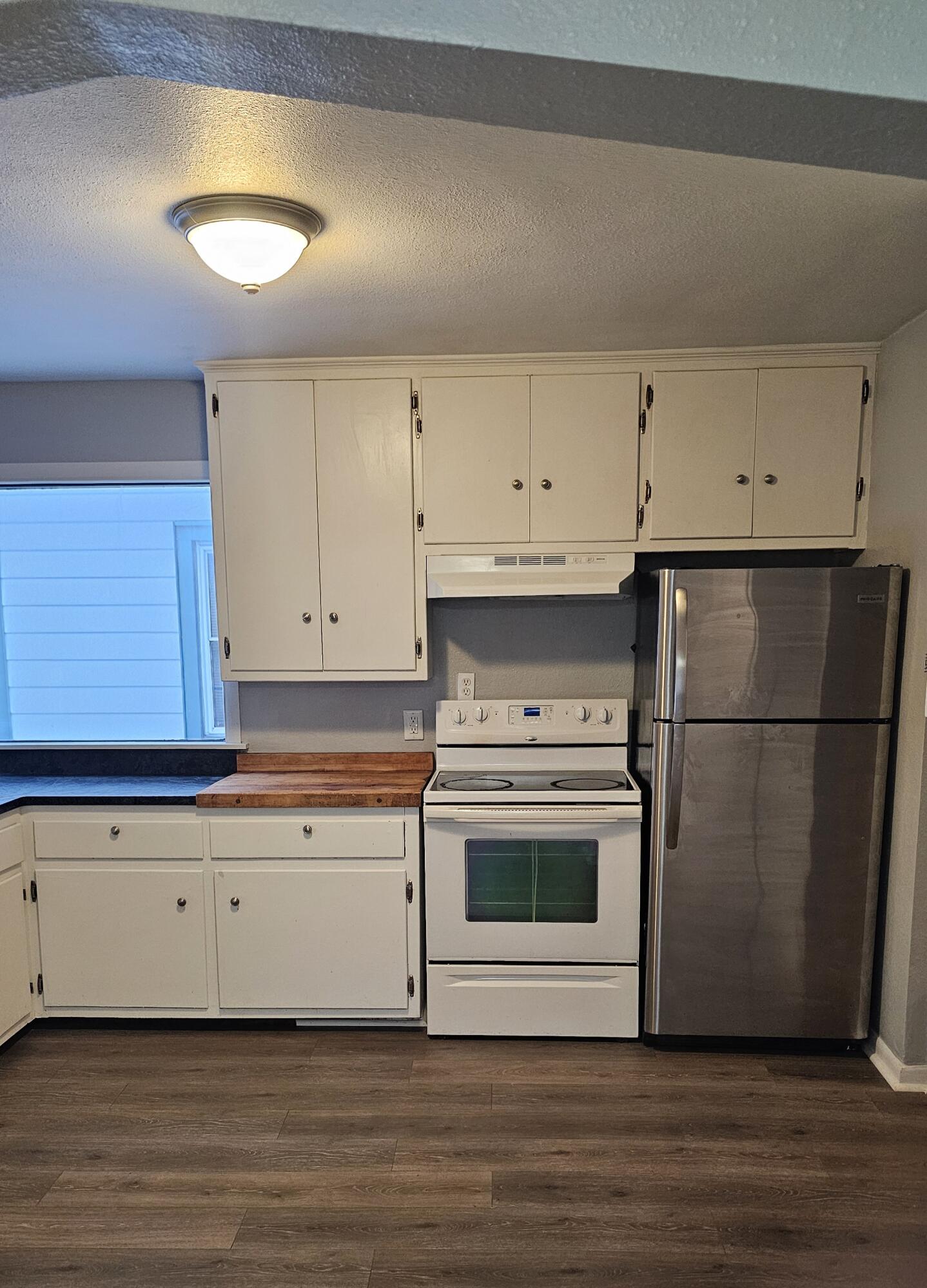 824 South 109th Street West Allis, WI 53214 - Photo 10 of 56 20251205_160352 (2)