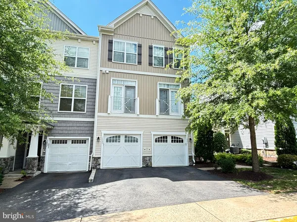 $3,000 | 1599 Renate Drive, Woodbridge, VA 22192