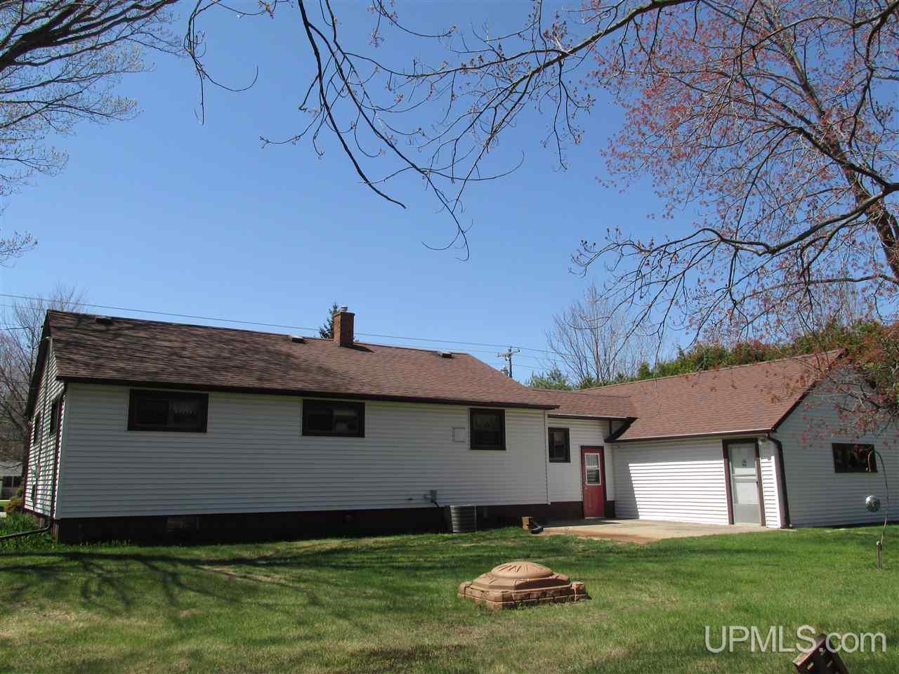6708 M Road Escanaba, MI 49829 - Photo 15 of 22