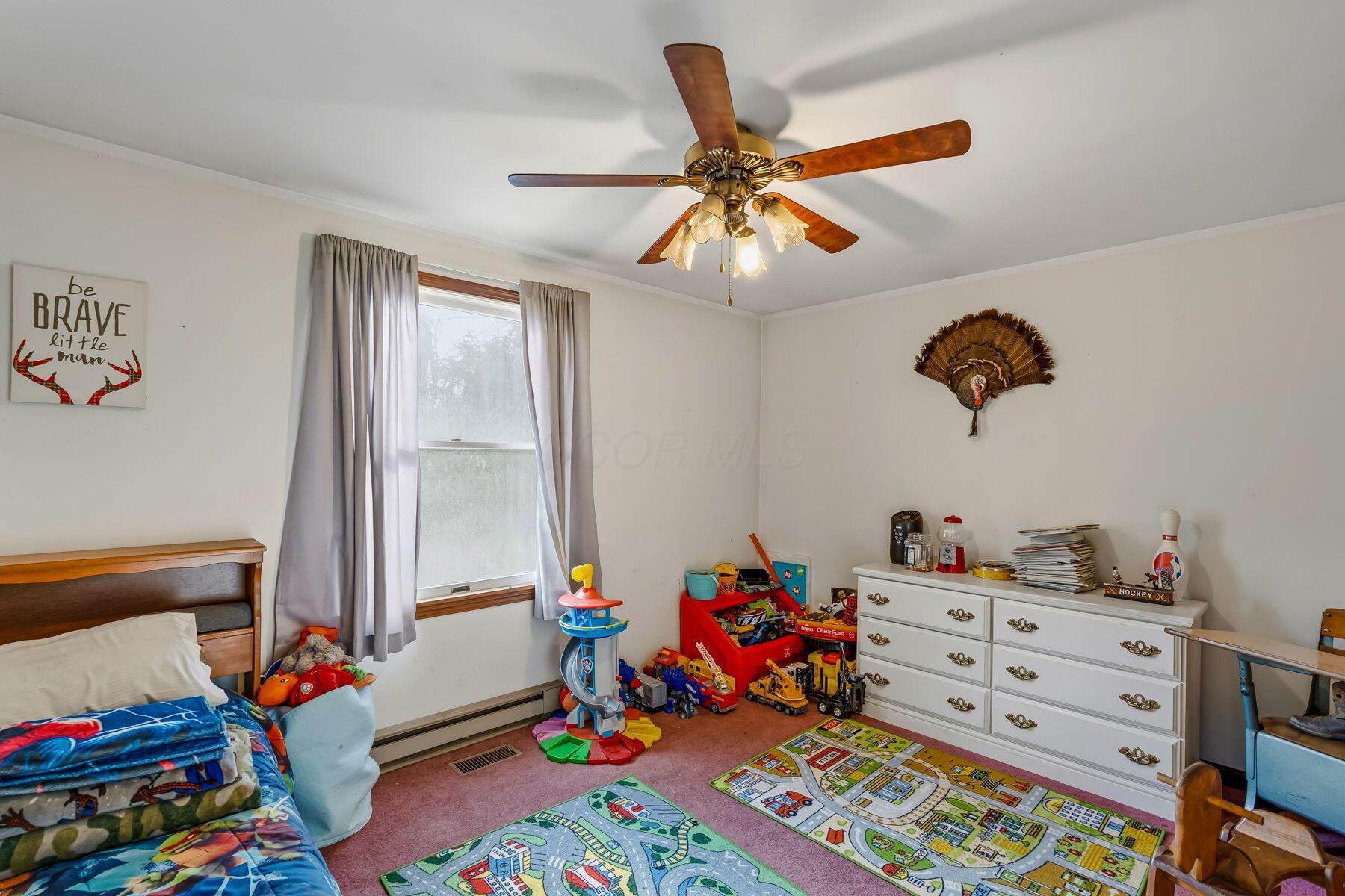 5250 Dry Run Road Chillicothe, OH 45601 - Photo 21 of 25 3rd bedroom