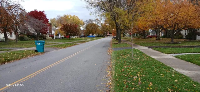 $2,100 | 183 Thorncliffe Drive, Irondequoit, NY 14617