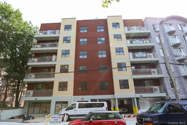 $4,000 | 84-03 Lander Street, Unit 7A | Briarwood