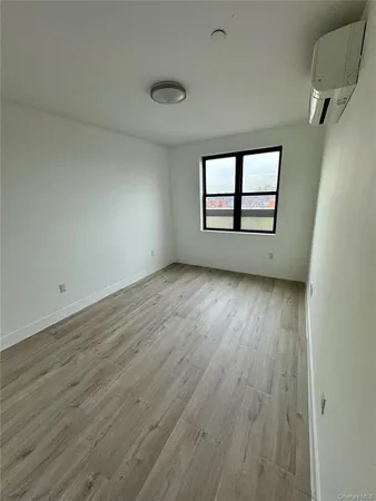 $4,000 | 84-03 Lander Street, Unit 7A | Briarwood
