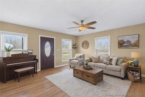$594,900 | 4435 Fosskuhl Road, Floyds Knobs, IN 47119