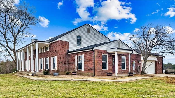 $594,900 | 4435 Fosskuhl Road, Floyds Knobs, IN 47119