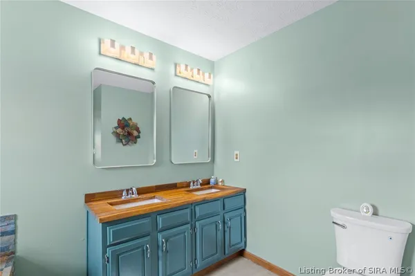 $594,900 | 4435 Fosskuhl Road, Floyds Knobs, IN 47119