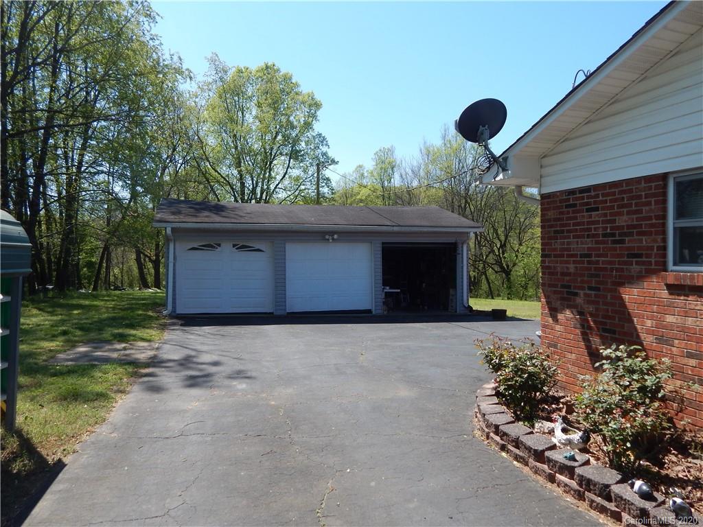 2431 Greenlee Road Old Fort, NC 28762 - Photo 18 of 31 Gallery Image 18