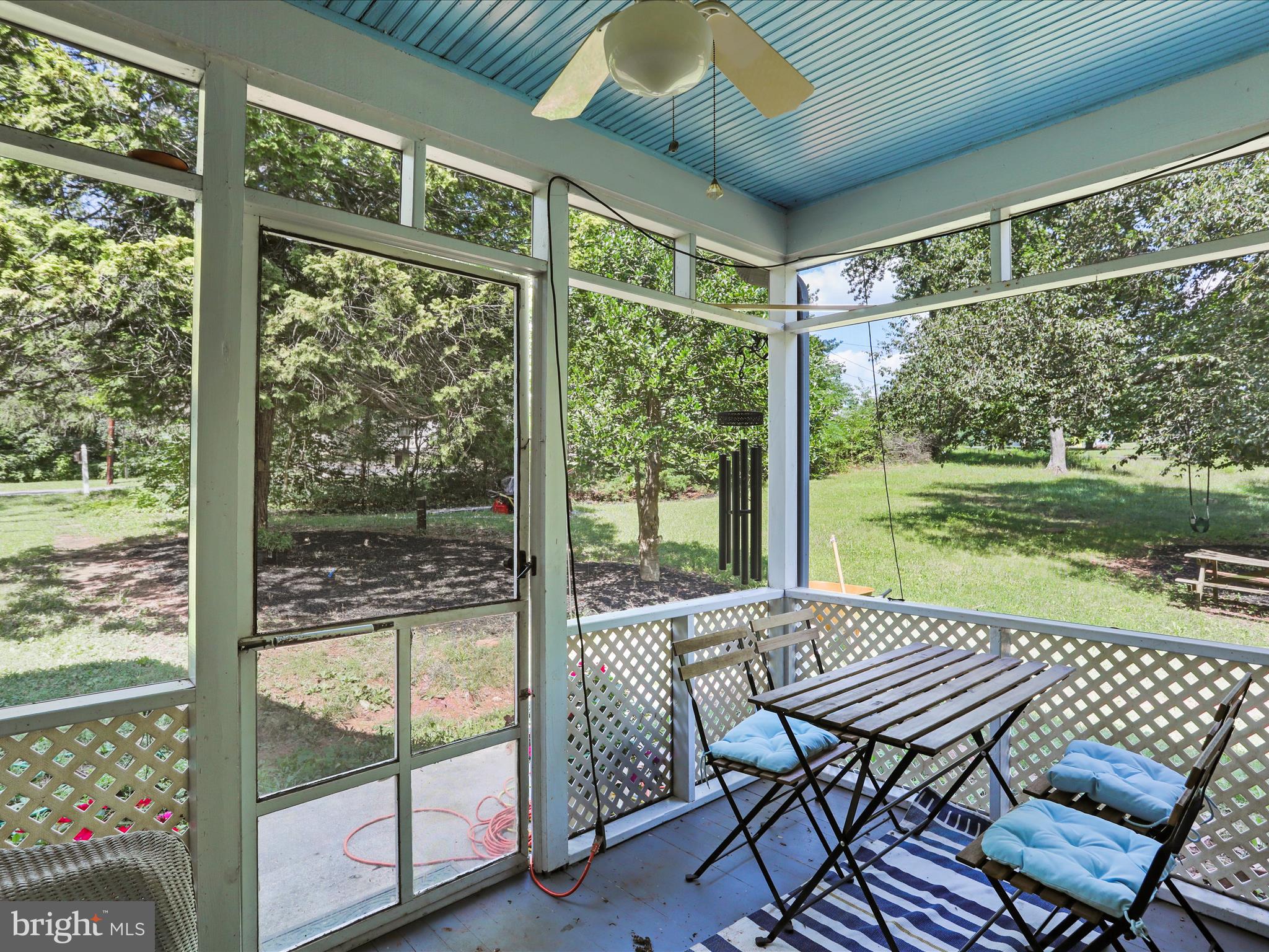 6927 Kellys Store Road Thurmont, MD 21788 - Photo 28 of 42 a view of a room with a furniture and balcony