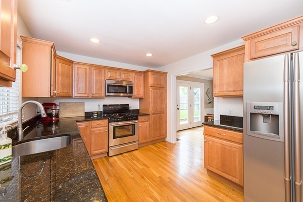 38 Knowles Road, Unit 38 Watertown, MA 02472 - Photo 6 of 16 Gallery Image 6
