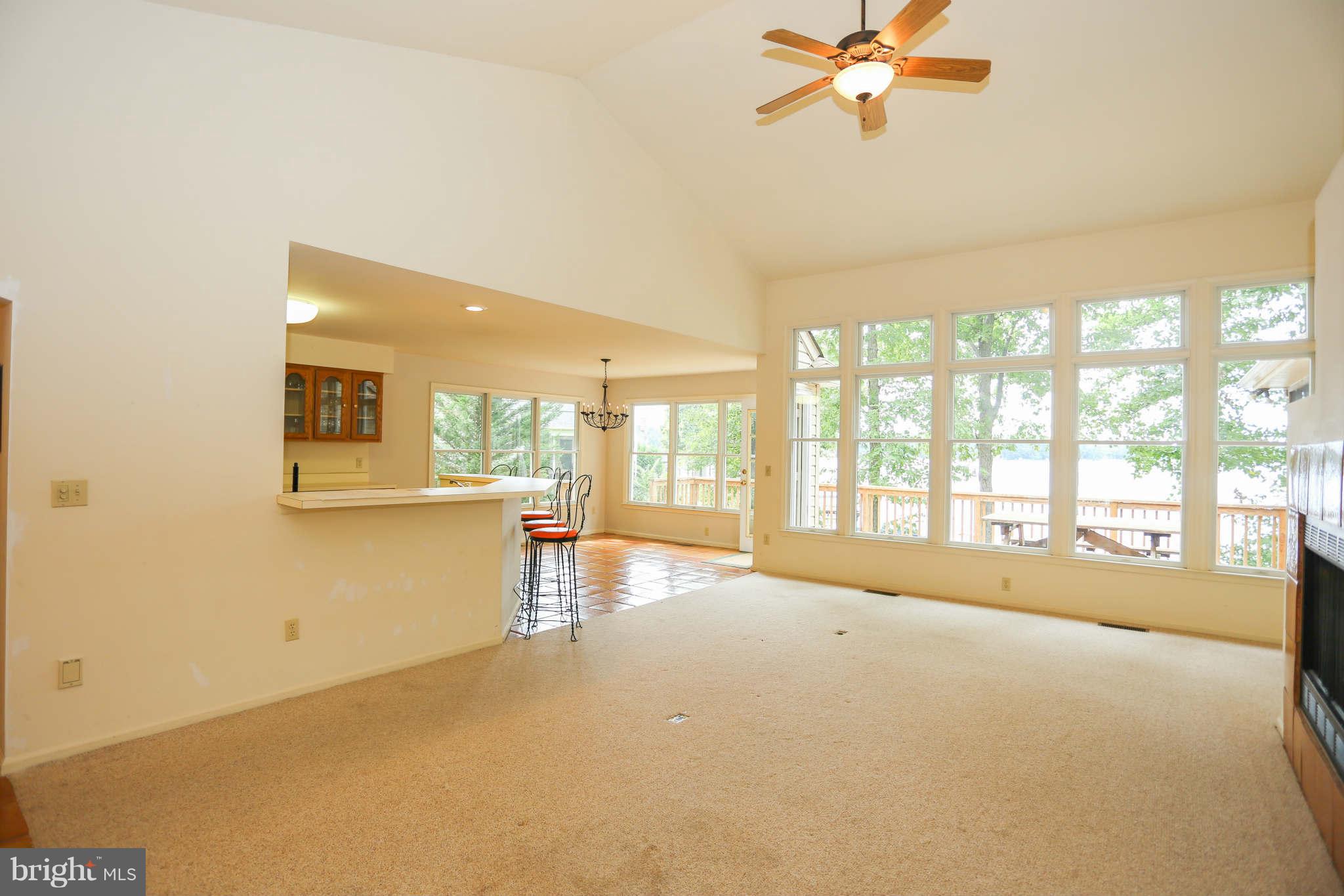 120 Skyline Road Locust Grove, VA 22508 - Photo 6 of 25 Family Room