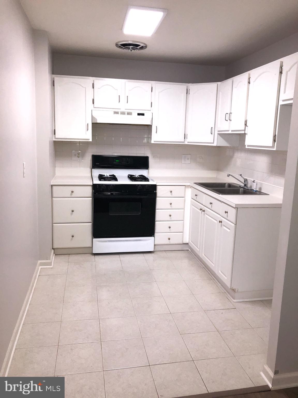 2826 Saxton Road Philadelphia, PA 19114 - Photo 24 of 67