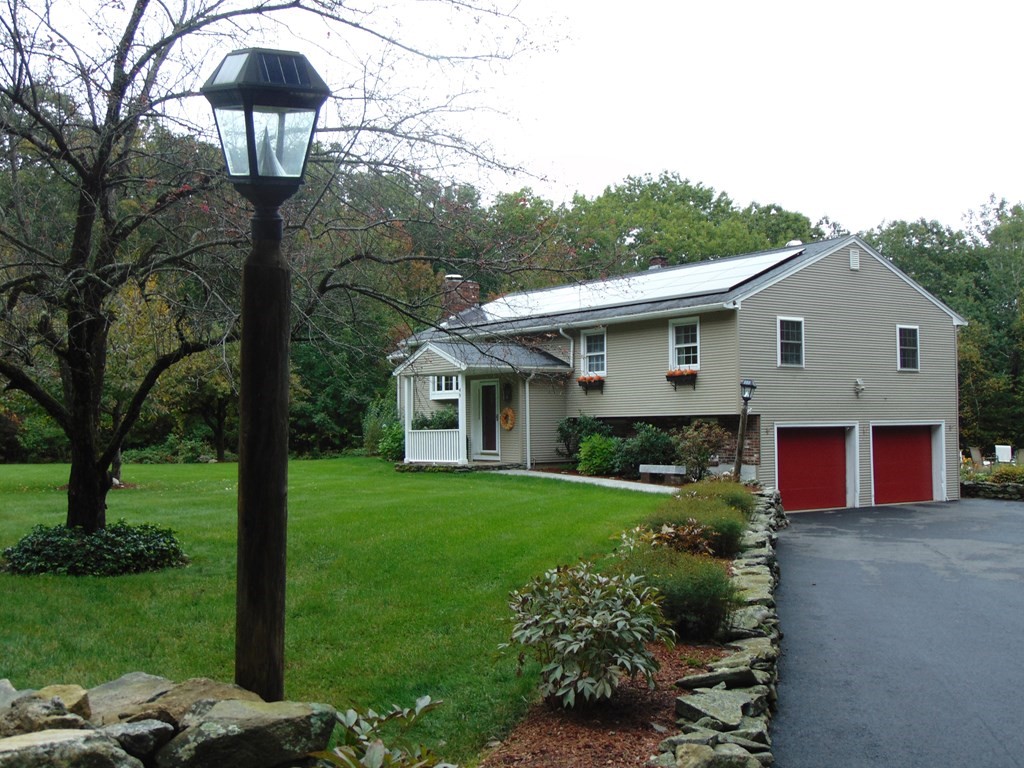 49 Newcomb Road Westminster, MA 01473 - Photo 1 of 42 Gallery Image 1